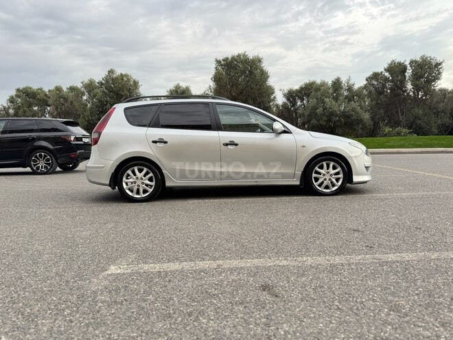 Hyundai i30 2010, 318,000 km - 1.6 l - Bakı