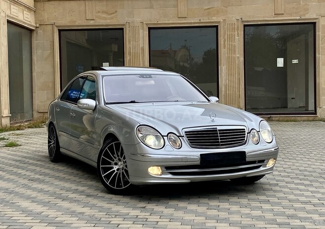 Mercedes E 320 2004, 266,000 km - 3.2 l - Bakı