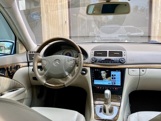 Mercedes E 320 2004, 266,000 km - 3.2 l - Bakı
