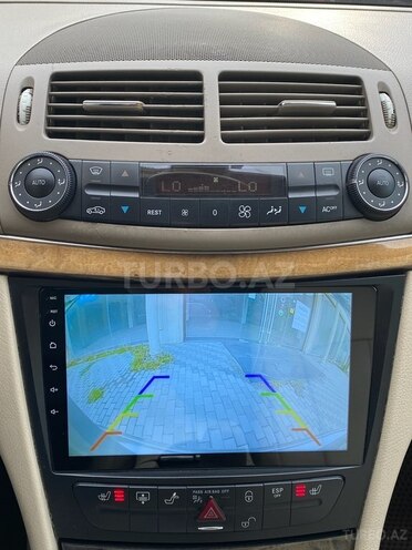 Mercedes E 320 2004, 266,000 km - 3.2 l - Bakı