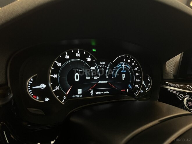 BMW 530e-22