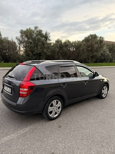 Kia  2008, 272,500 km - 1.6 l - Bakı