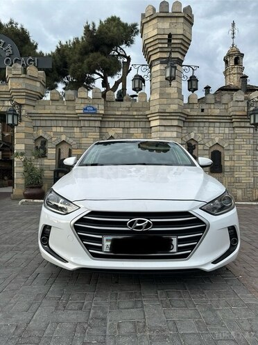 Hyundai Avante 2017, 220,000 km - 1.6 l - Bakı