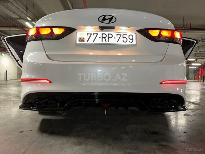 Hyundai Elantra 2018, 360,009 km - 2.0 l - Bakı
