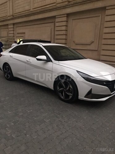 Hyundai Elantra 2022, 67,200 km - 1.6 л - Bakı