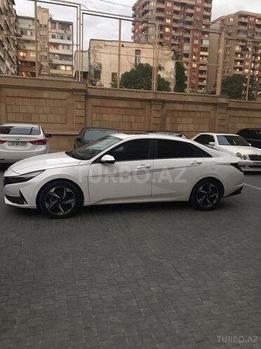 Hyundai Elantra 2022, 67,200 km - 1.6 л - Bakı