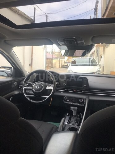 Hyundai Elantra 2022, 67,200 km - 1.6 л - Bakı