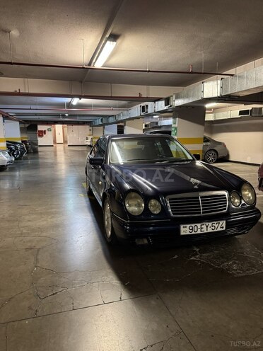 Mercedes E 240 1998, 350,000 km - 2.4 l - Xaçmaz