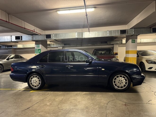 Mercedes E 240 1998, 350,000 km - 2.4 l - Xaçmaz