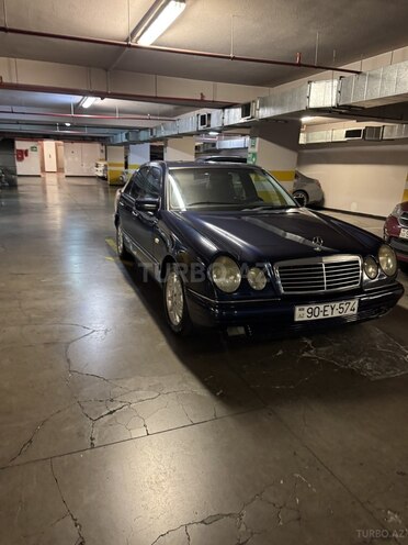 Mercedes E 240 1998, 350,000 km - 2.4 l - Xaçmaz