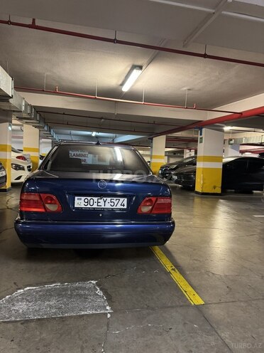 Mercedes E 240 1998, 350,000 km - 2.4 l - Xaçmaz