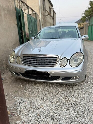 Mercedes E 270 2002, 325,000 km - 2.7 l - Sumqayıt