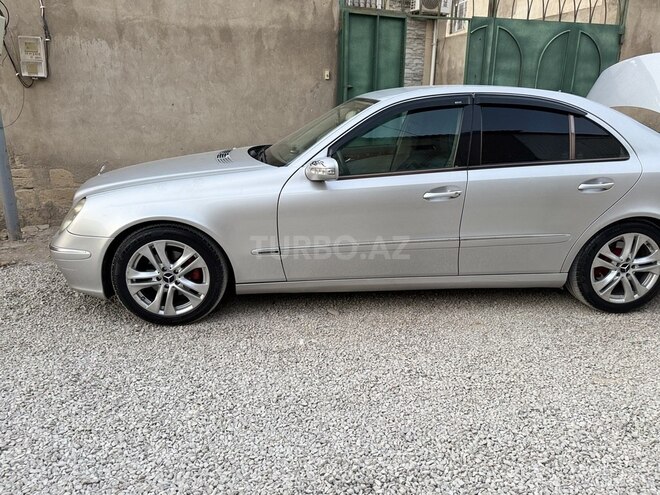 Mercedes E 270 2002, 325,000 km - 2.7 l - Sumqayıt