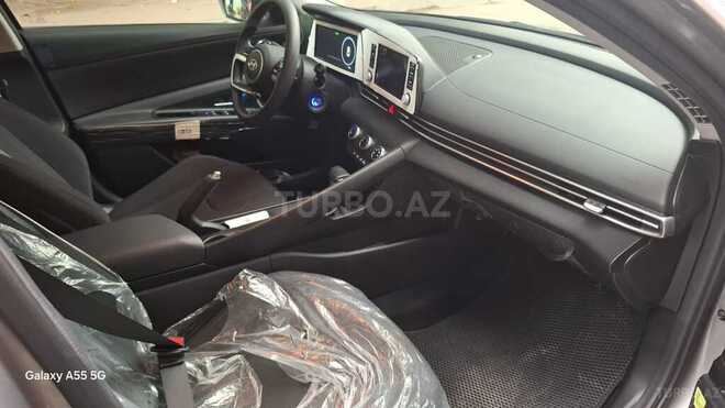 Hyundai Elantra 2024, 9,500 km - 1.6 л - Bakı