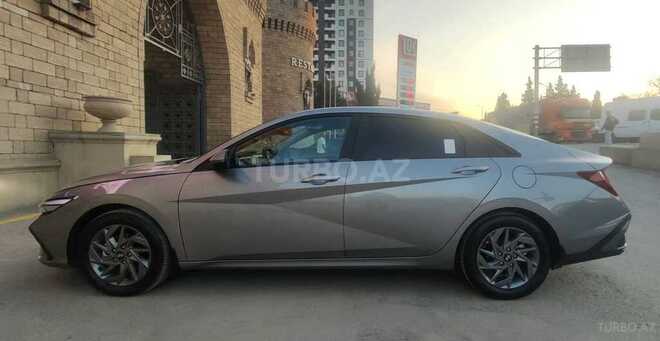 Hyundai Elantra 2024, 9,500 km - 1.6 л - Bakı