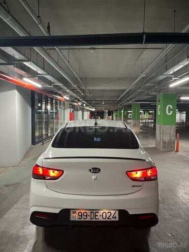 Kia Rio 2020, 105,000 km - 1.6 л - Bakı
