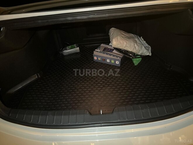 Hyundai Grandeur 2015, 217,000 km - 2.0 л - Bakı