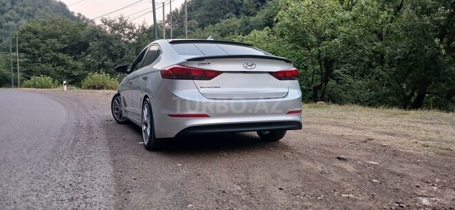 Hyundai Elantra 2017, 131,250 km - 2.0 л - Bakı