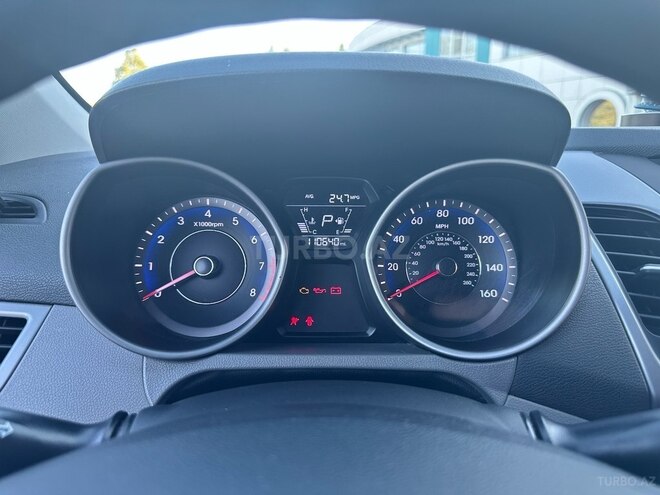 Hyundai Elantra 2014, 177,028 km - 1.8 л - Qazax