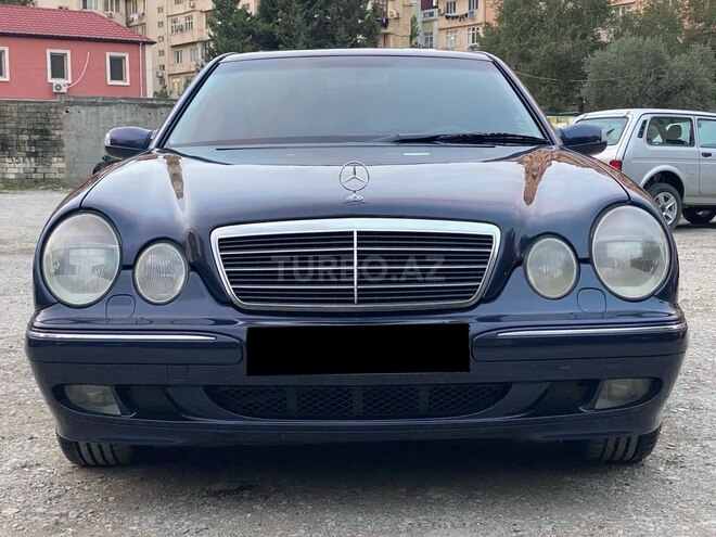 Mercedes E 240 1999, 249,000 km - 2.6 l - Bakı