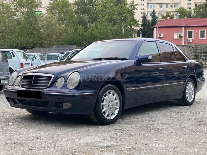 Mercedes E 240 1999, 249,000 km - 2.6 l - Bakı