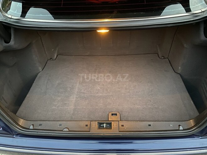 Mercedes E 240 1999, 249,000 km - 2.6 l - Bakı