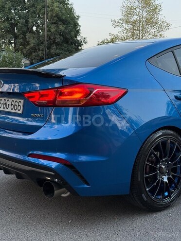 Hyundai Elantra 2016, 195,000 km - 1.6 л - Ağsu