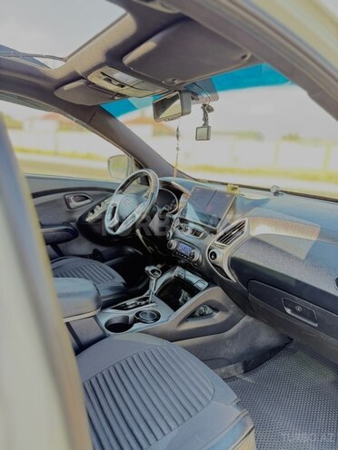 Hyundai ix35 2010, 200,000 km - 2.4 л - Naxçıvan