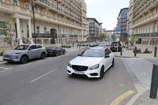 Mercedes E 350 2013, 236,000 km - 3.5 л - Bakı
