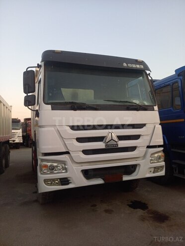 HOWO 371 2011, 285,036 km - 9.7 l - Ucar