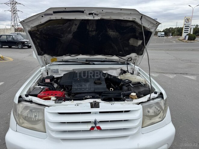 Mitsubishi Pajero io 2000, 302,302 km - 2.0 l - Bakı