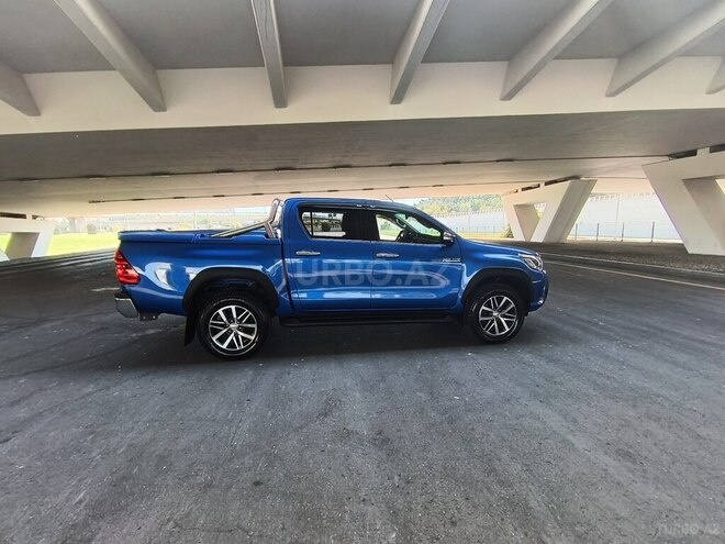 Toyota Hilux 2019, 63,700 km - 2.8 l - Bakı
