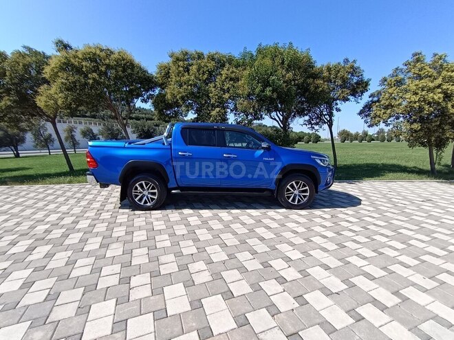Toyota Hilux 2019, 63,700 km - 2.8 l - Bakı