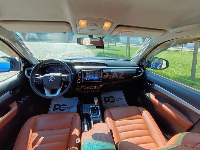 Toyota Hilux 2019, 63,700 km - 2.8 l - Bakı