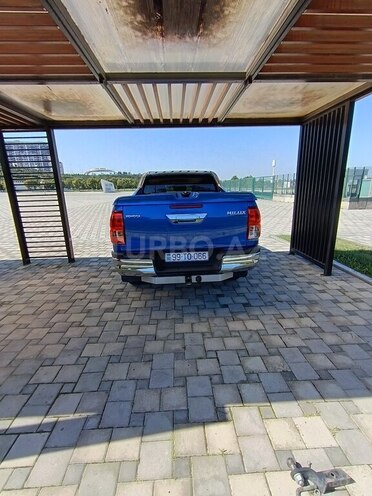 Toyota Hilux 2019, 63,700 km - 2.8 l - Bakı