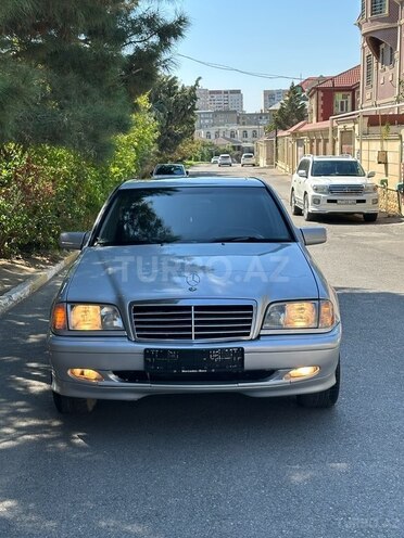 Mercedes C 230 1999, 220,000 km - 2.3 l - Bakı
