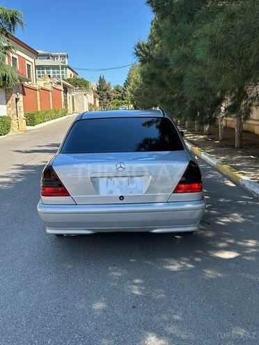Mercedes C 230 1999, 220,000 km - 2.3 l - Bakı