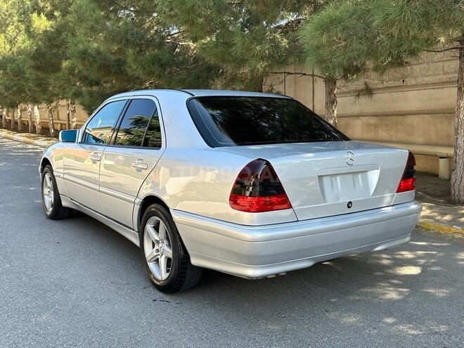 Mercedes C 230 1999, 220,000 km - 2.3 l - Bakı