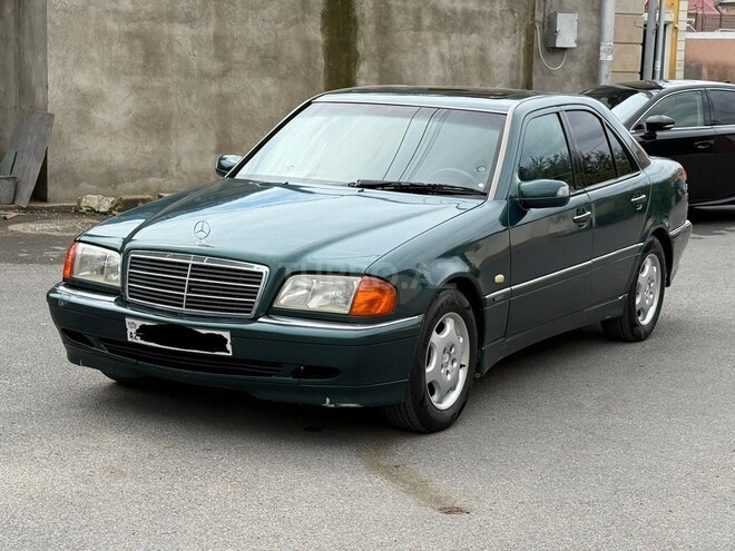 Mercedes C 180 1997, 305,000 km - 1.8 l - Bakı