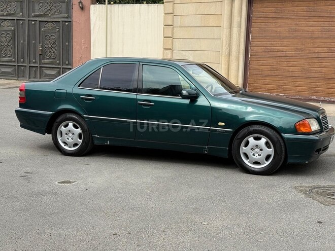 Mercedes C 180 1997, 305,000 km - 1.8 l - Bakı