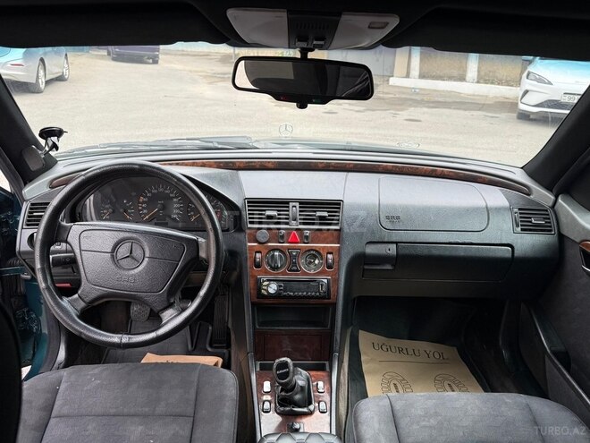 Mercedes C 180 1997, 305,000 km - 1.8 l - Bakı