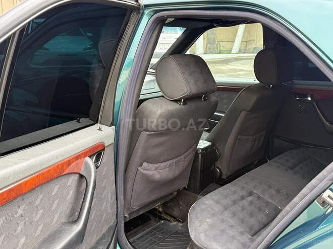 Mercedes C 180 1997, 305,000 km - 1.8 l - Bakı