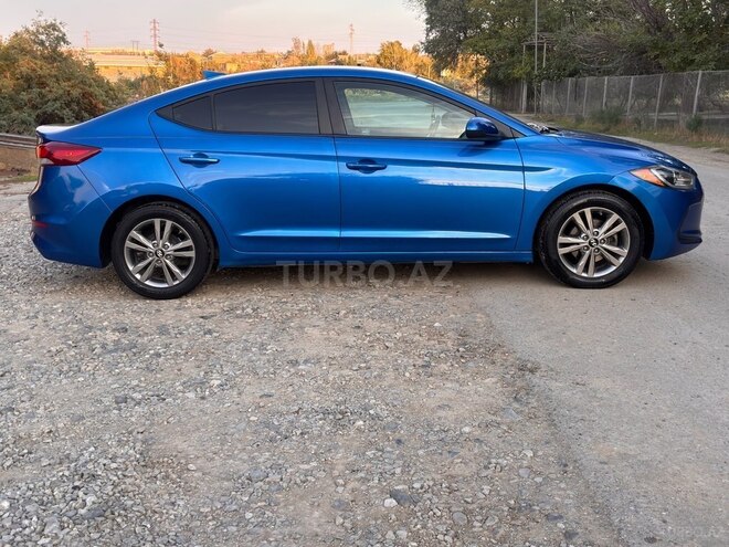 Hyundai Elantra 2016, 209,000 km - 2.0 l - Şirvan