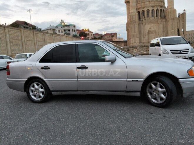 Mercedes C 180 1997, 411,000 km - 1.8 л - Bakı