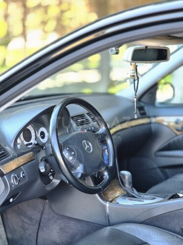 Mercedes E 350 2006, 220,000 km - 3.5 l - Ağcabədi