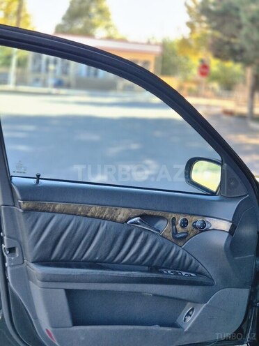 Mercedes E 350 2006, 220,000 km - 3.5 l - Ağcabədi