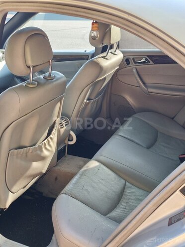 Mercedes C 240 2002, 320,000 km - 2.6 l - Şamaxı