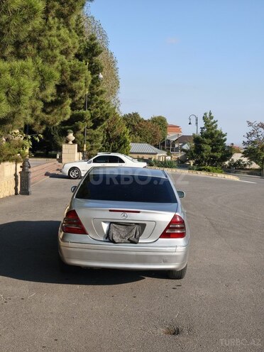 Mercedes C 240 2002, 320,000 km - 2.6 l - Şamaxı