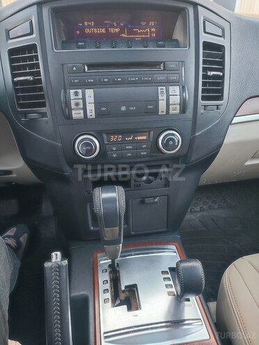 Mitsubishi Pajero 2008, 252,300 km - 3.0 л - Bakı