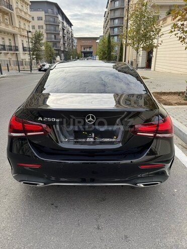Mercedes A 250 e 2021, 67,000 km - 1.3 л - Bakı